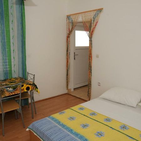 Apartmani Kovacic Murter Exterior photo
