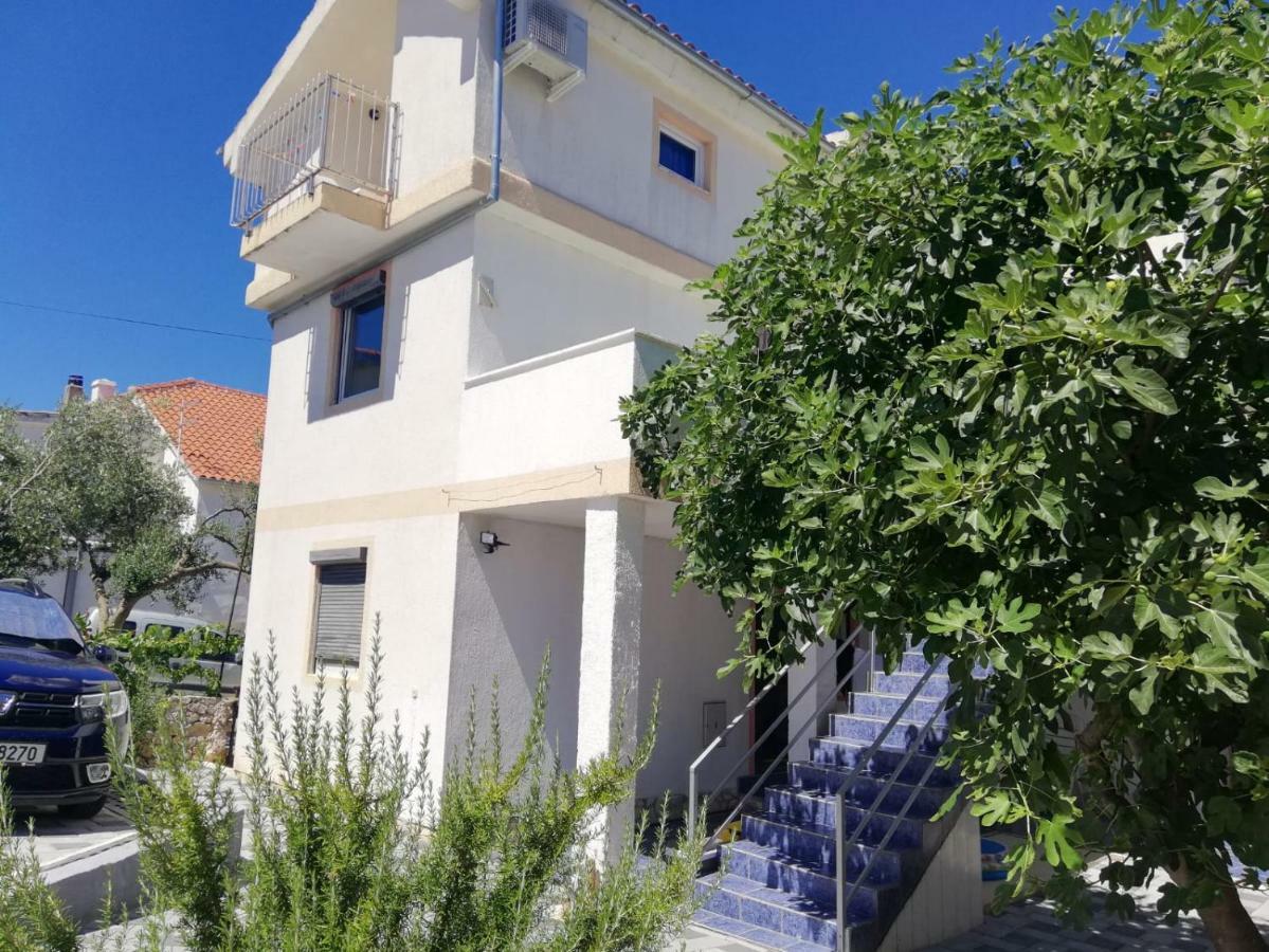 Apartmani Kovacic Murter Exterior photo